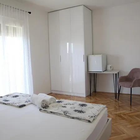 Kresan Apartment